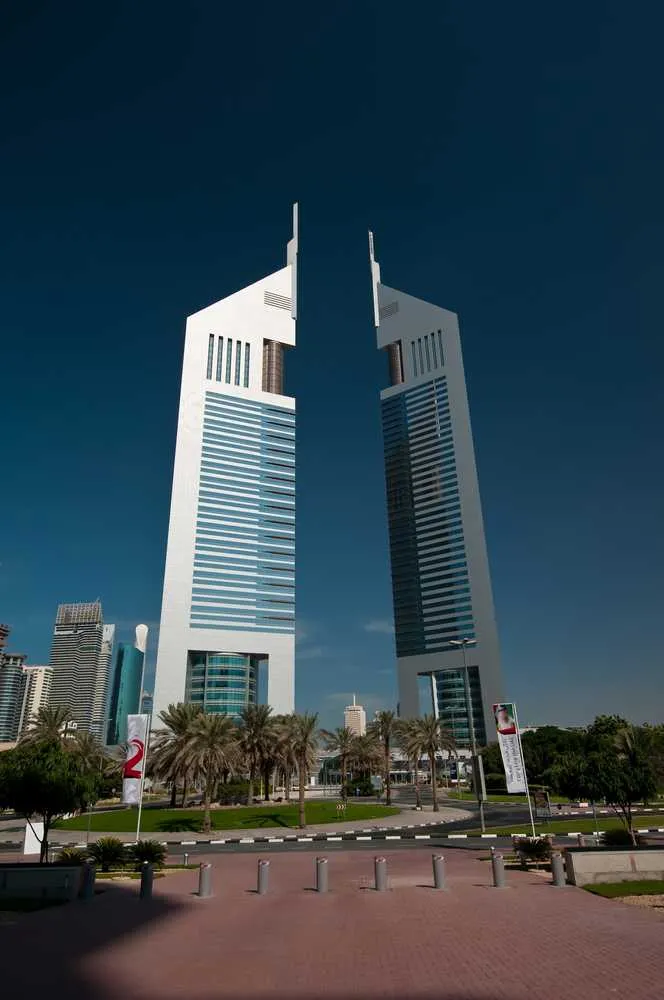 dubai_310587.jpg