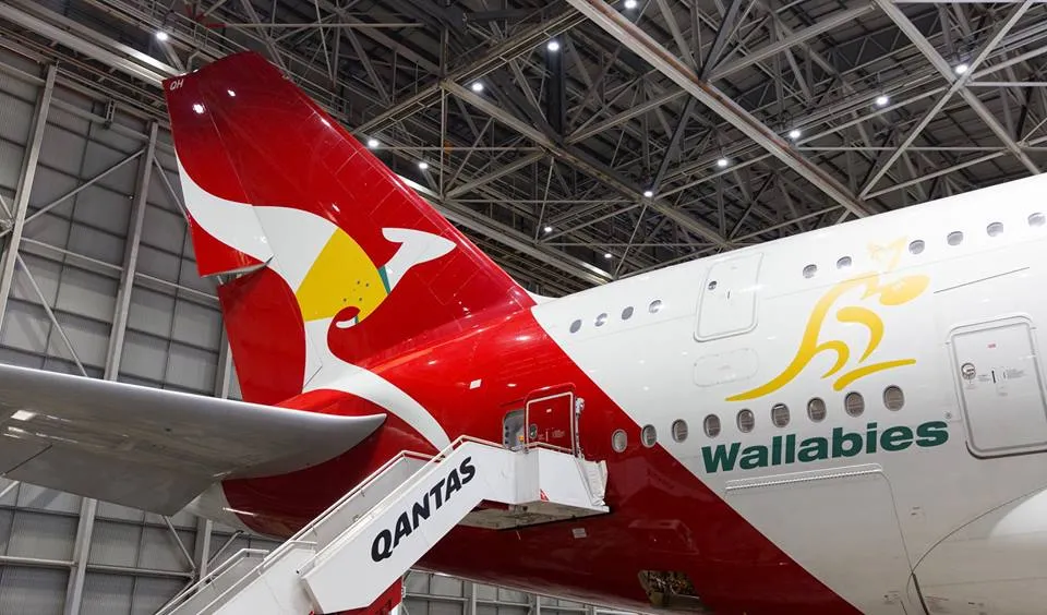 2434039-qantas.jpg