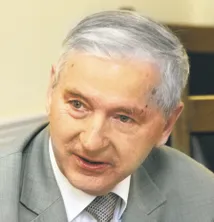 2590357-prof.jpg