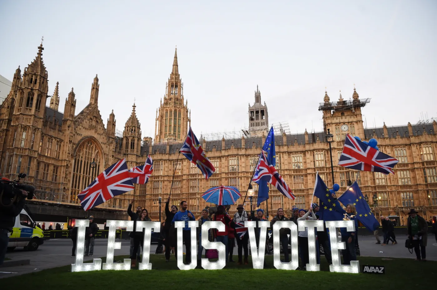 Brexit: Izba Gmin odrzuciła osiem alternatyw ws. wyjścia Wielkiej Brytanii z UE