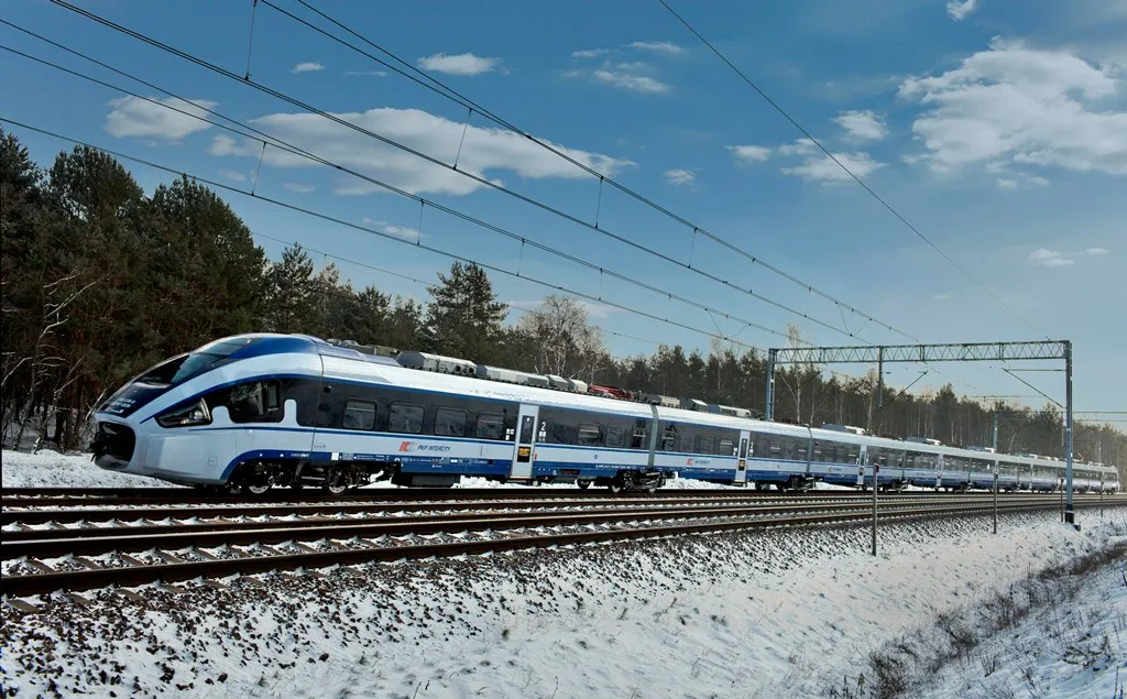 Coraz większy problem z pęknięciami w pociągach Dart. PKP Intercity wstrzymuje sprzedaż biletów