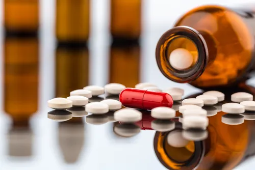 GIF: W nielegalny wywóz leków zamieszani są farmaceuci, lekarze i prokuratorzy