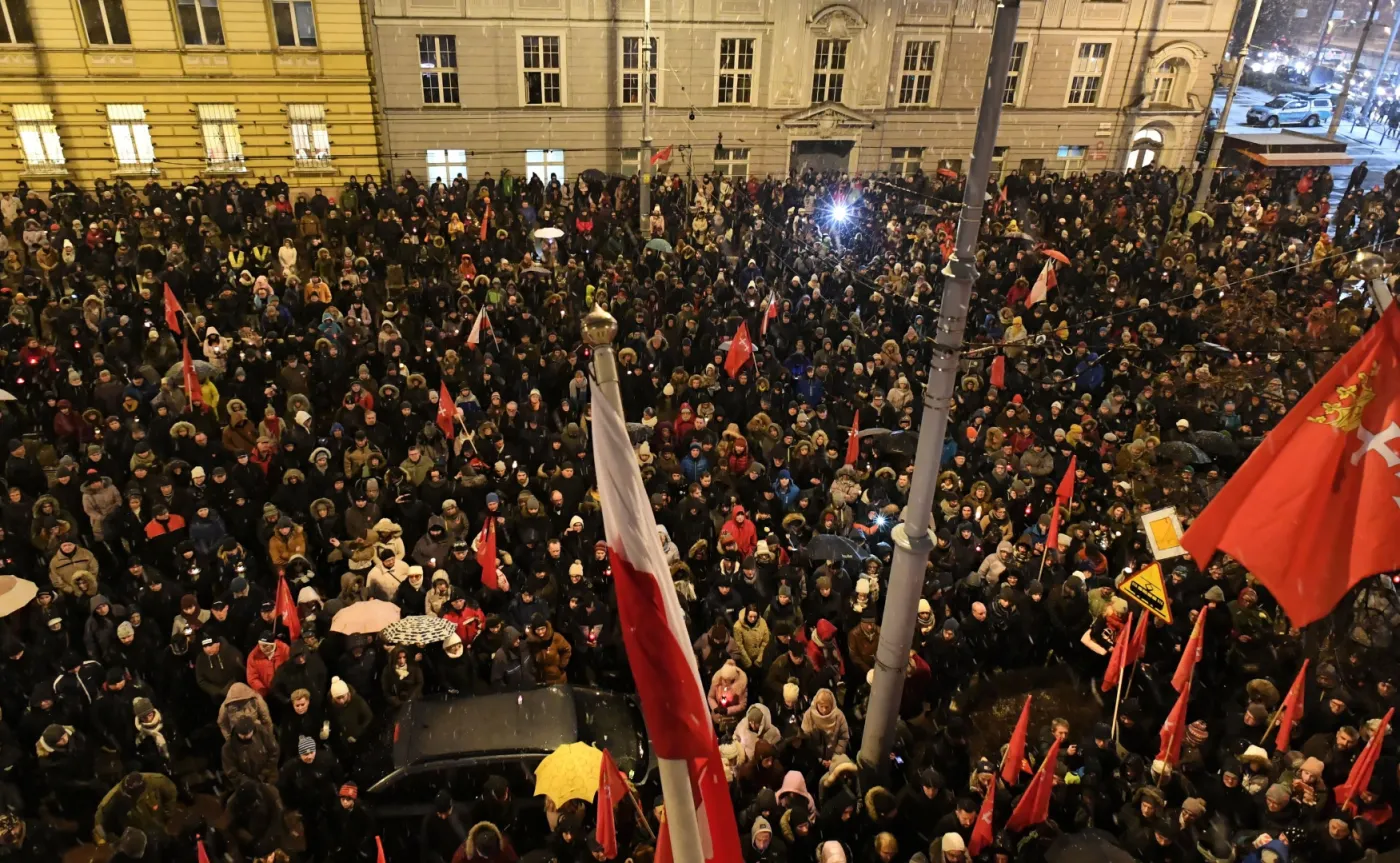 Kto i jak przejmie władzę w Gdańsku? Szacunek przemawia za plebiscytem