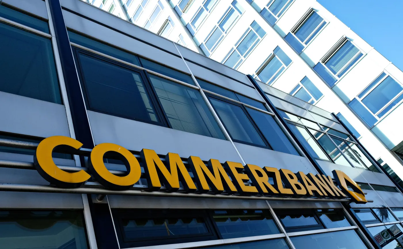 Commerzbank zamierza zlikwidować 10 tys. miejsc pracy w Niemczech