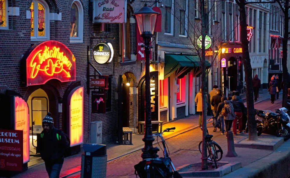 Amsterdam ogranicza masową turystykę. Miasto ustala limit noclegów