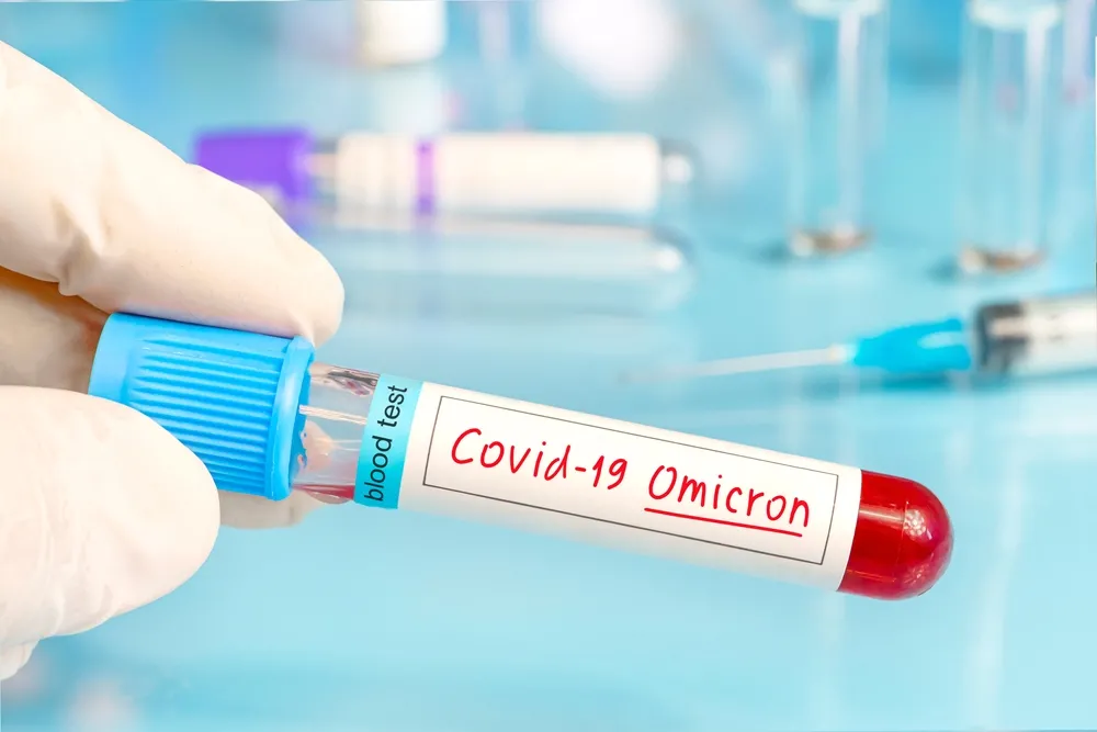 Omikron ucieka szczepionkom i immunologicznym terapiom