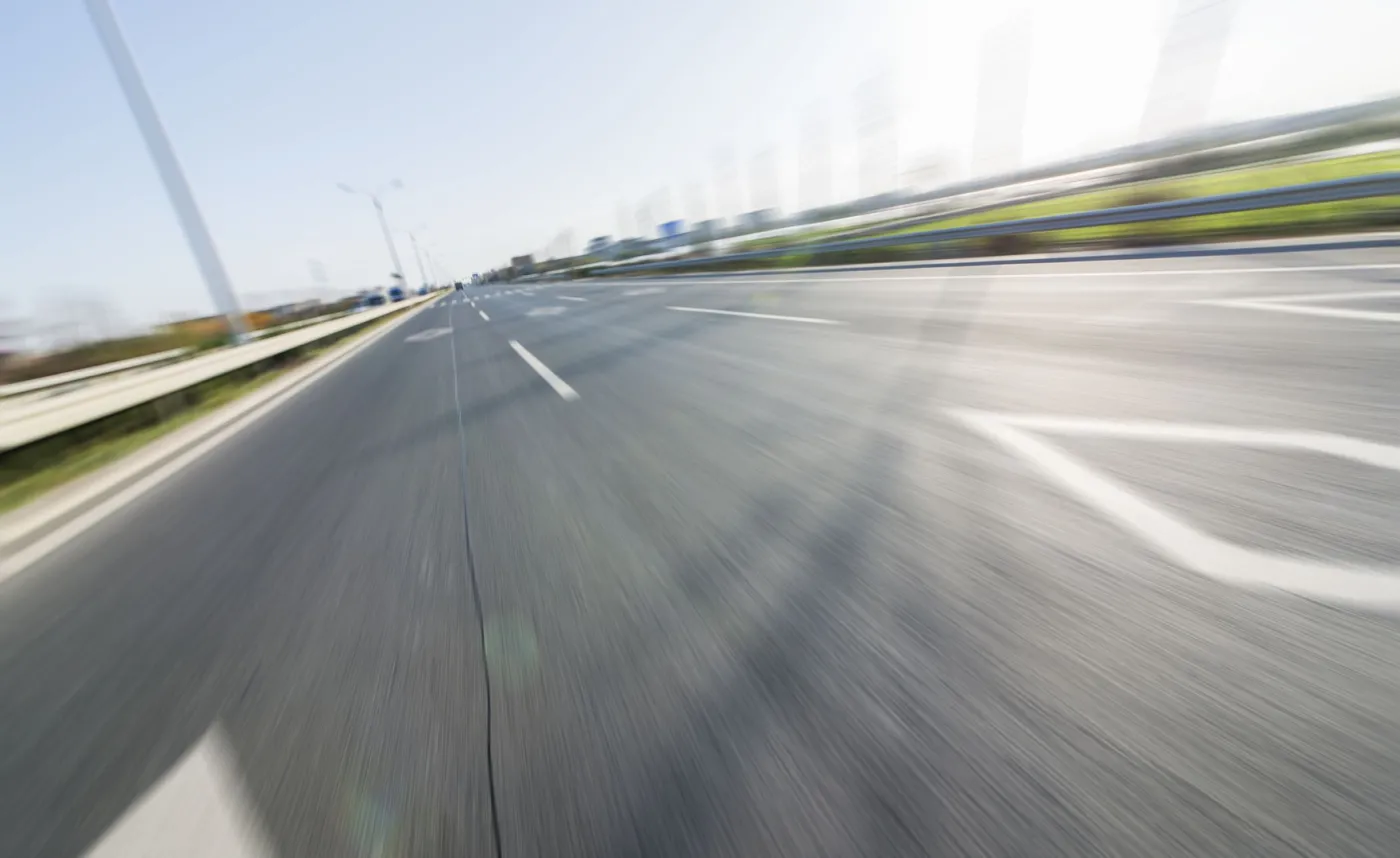 Autostrady popękają przez zaległy VAT. Przedsiębiorcy budowlani muszą dopłacić fiskusowi milionowe kwoty