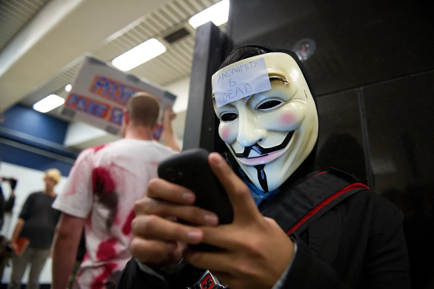 Anonymous włamali się do drukarek tysięcy Rosjan, by ujawnić kłamstwa putinowskiej propagandy