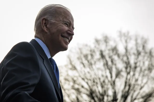 Biden: Dołożymy wszelkich starań, żeby zapewnić UE w tym roku 15 mld metrów sześc. gazu LNG