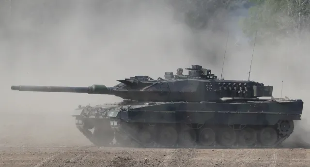 Leopardy już jadą. Ukraina chciałaby też samoloty