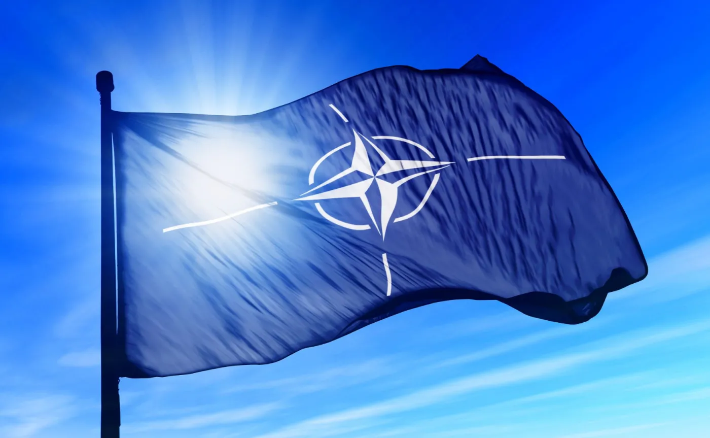 NATO debatuje, Kijów łagodzi