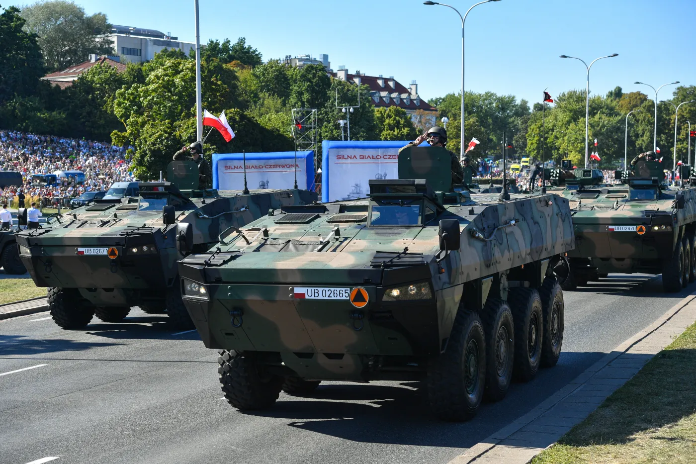 Kołowe Transportery Opancerzone ROSOMAK