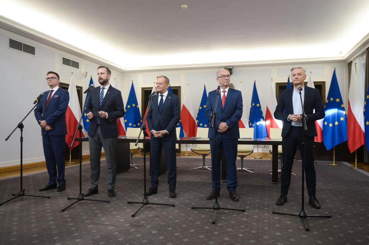 O czym mówi, a co zasłania tajemnicą umowa koalicyjna [KOMENTARZ]