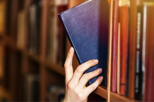 Wójt nie sprawuje bezpośredniego nadzoru merytorycznego nad biblioteką jako instytucją kultury