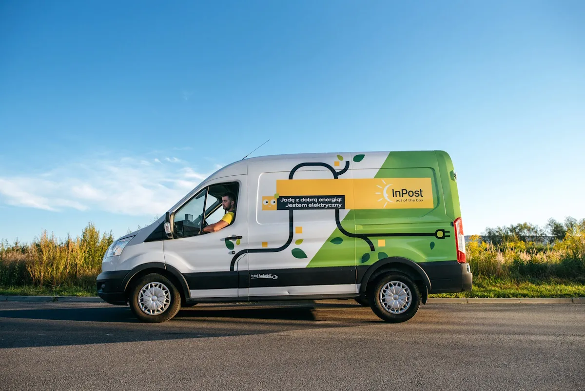 InPost stawia na ekologię i wymienia flotę aut