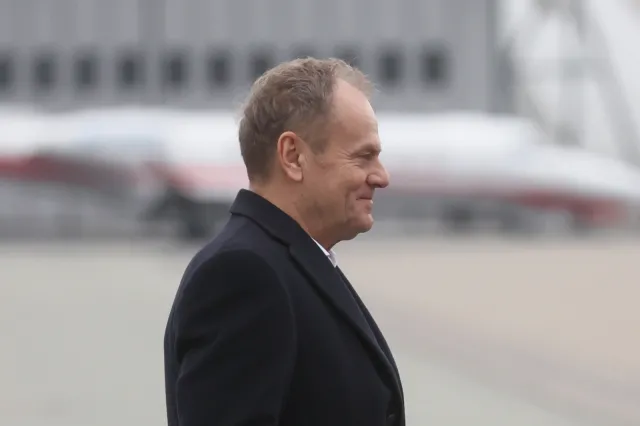 Tusk przybył do Brukseli. Weźmie udział w szczycie Rady Europejskiej