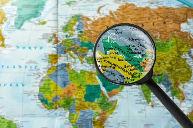 Uzbekistan: Zestrzeliliśmy afgański samolot wojskowy