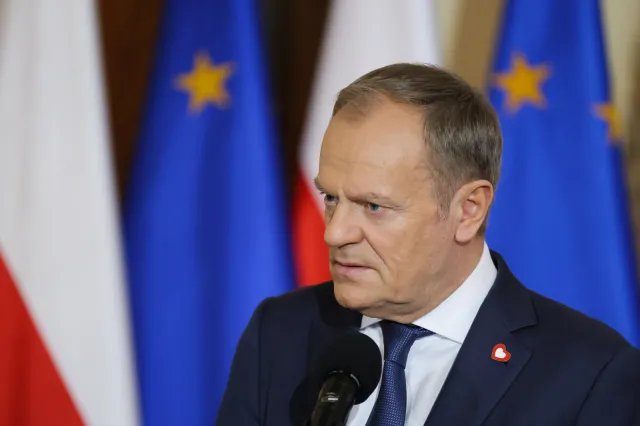 Lewicki: Czekają nas rządy małych kroków [WYWIAD]