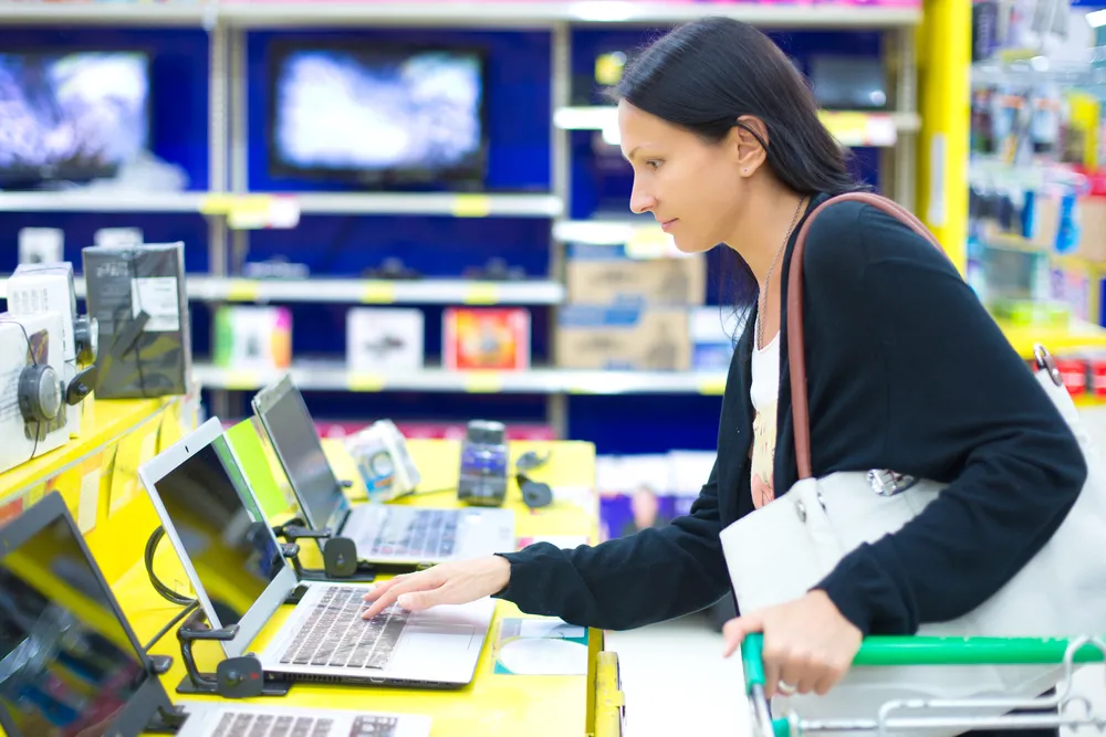 Sprzedawcy elektroniki odpowiedzą za certyfikaty i instrukcje