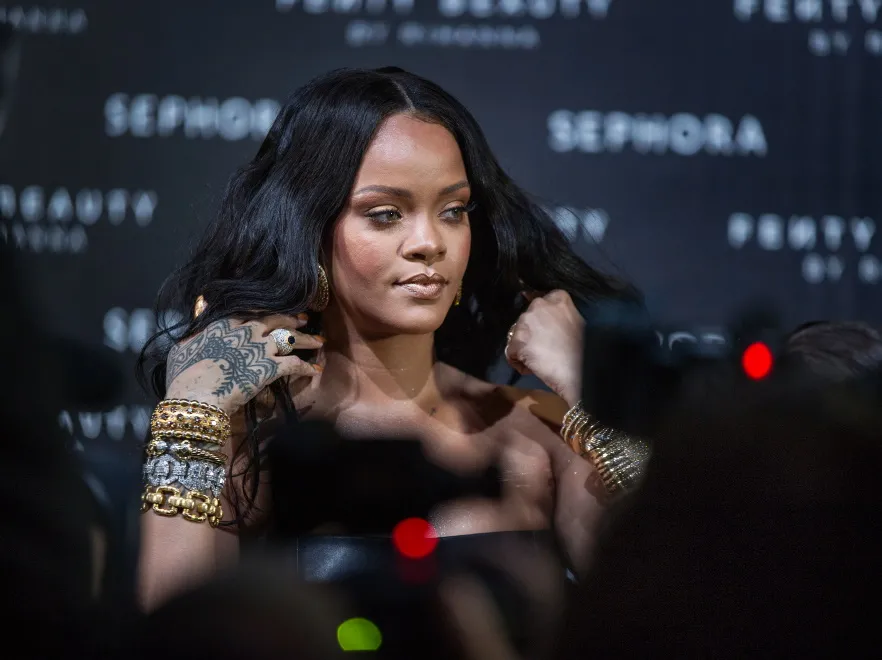 Rihanna w butach Pumy na Instagramie. Producent obuwia bez ochrony