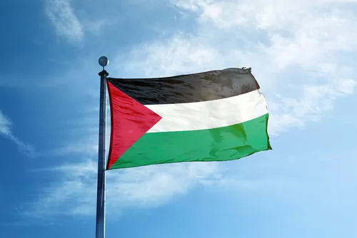 Palestyńskie szpitale są przepełnione pacjentami z Covid-19, a Izrael luzuje obostrzenia