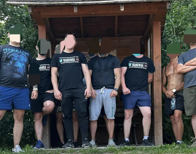 Narodowcy wzięli sprawy w swoje ręce. Patrolują tereny przygraniczne w poszukiwaniu imigrantów