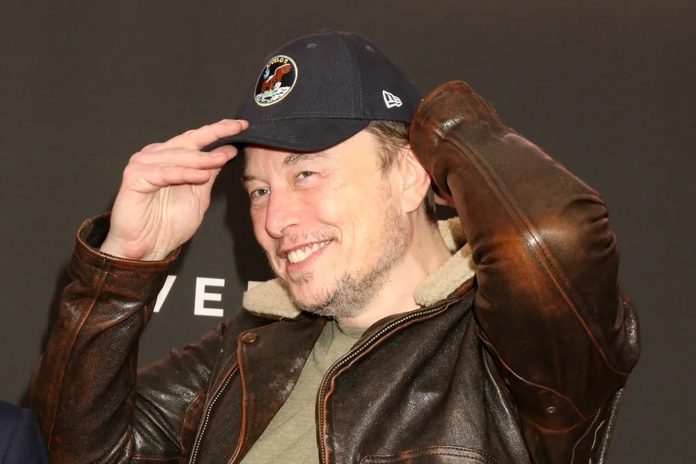 Elon Musk potajemnie rozmawia z Władimirem Putinem. Doniesienia "WSJ"