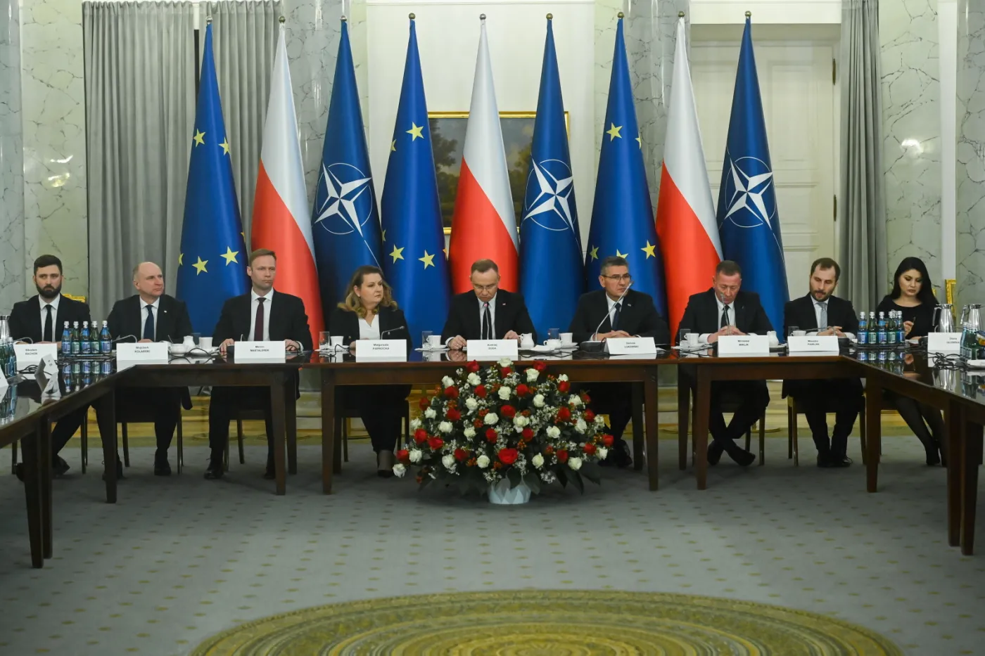 Rusza posiedzenie Rady Bezpieczeństwa Narodowego. Główny temat: "proces pokojowy w związku z wojną w Ukrainie"