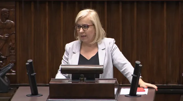 20 tys. zł dla mieszkańca, 150 tys. dla gminy. Minister Hennig-Kloska o korzyściach ustawy wiatrakowej