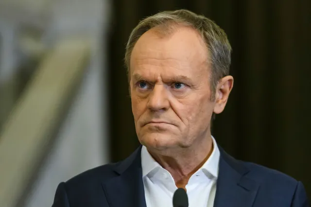 Donald Tusk wdał się w słowną potyczkę z ambasadorem USA. Wszystko na oczach internautów