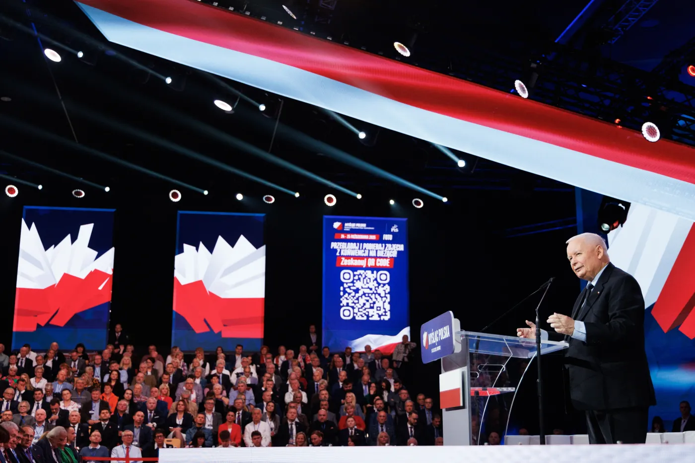 Dwie konwencje, dwa kierunki. Start kampanii wyborczej na półmetku