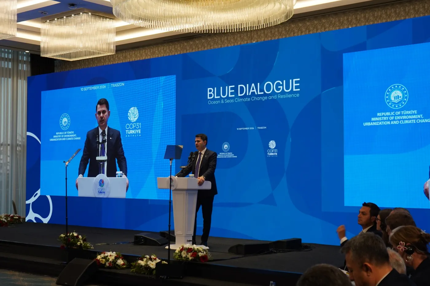 Murat Kurum, turecki minister środowiska, urbanizacji i zmiany klimatu na konferencji w Trabzonie