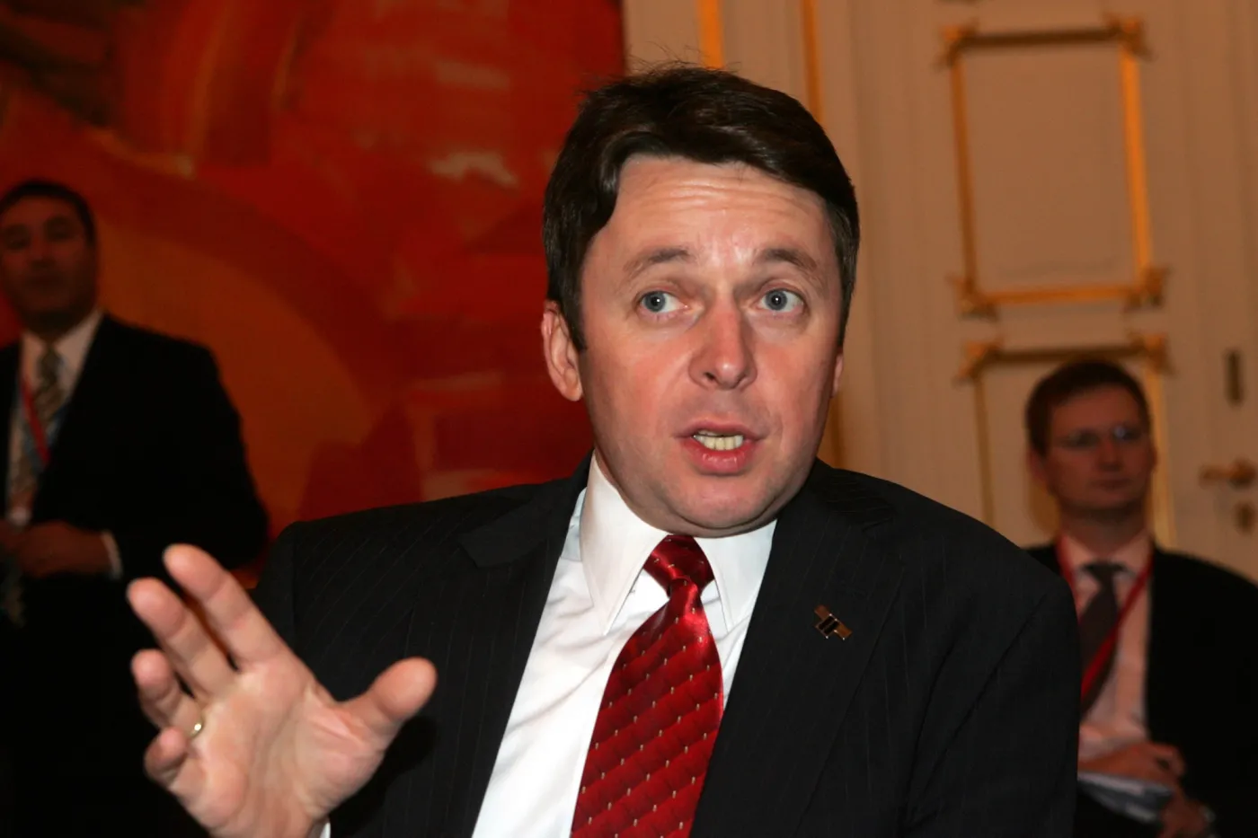 670471-ivan-miklos.jpg