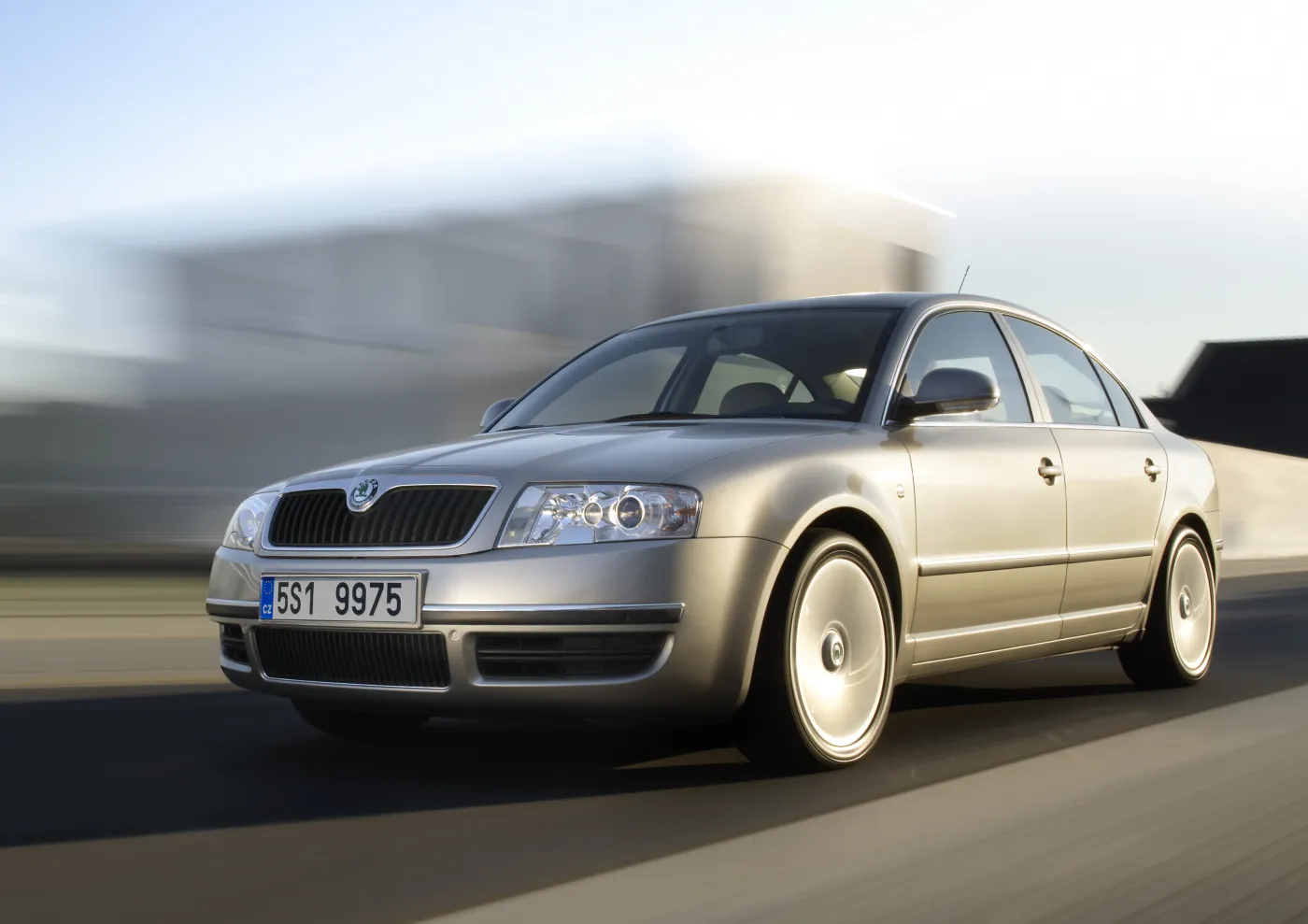 Skoda Superb, autor Michel de Vries, licencja: Creative Commons Attribution-Share Alike 3.0 Germany