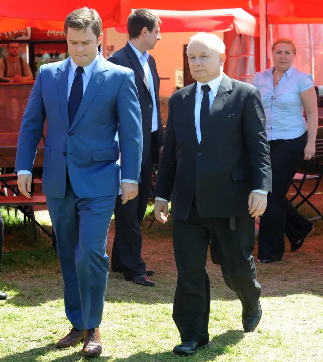 Kaczyński zdegradował Hofmana? "Gdy wychodziłem z domu, natykałem się na swojego kota i pana"