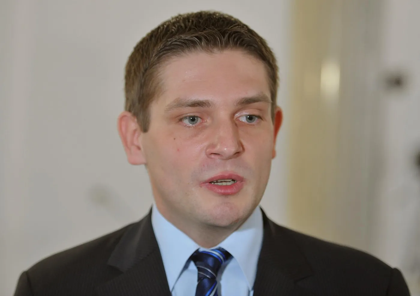 Kownacki chce badań zawartości alkoholu we krwi gen. Błasika
