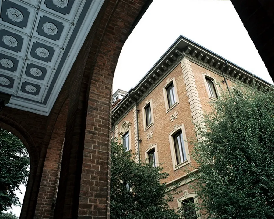 1121830-escp-turyn.jpg