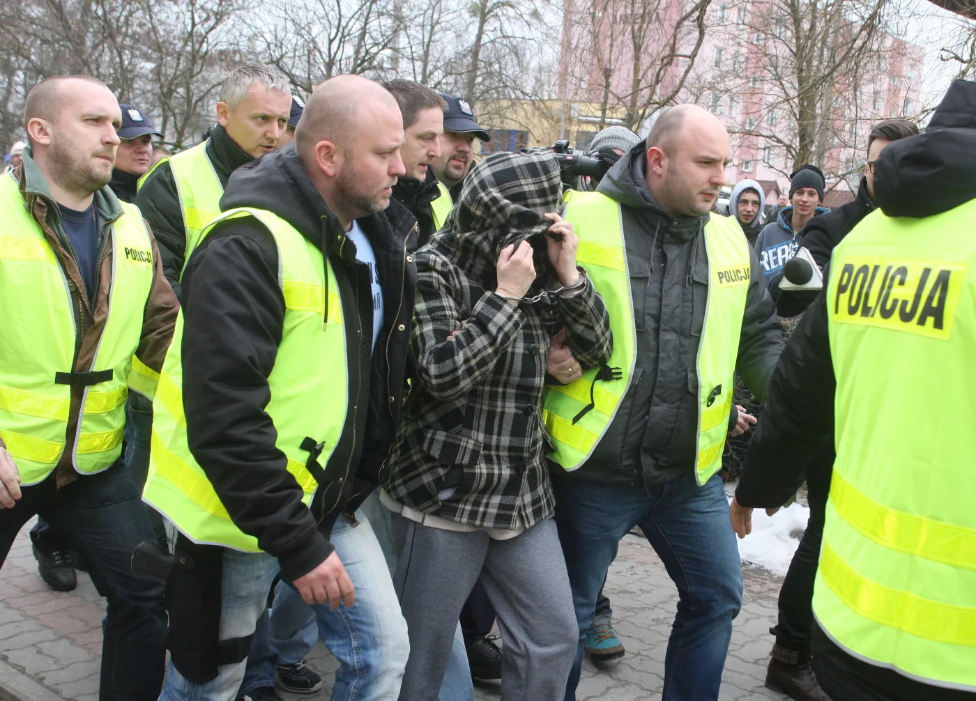 Sekcja zwłok noworodków z Lubawy: dzieci urodziły się żywe