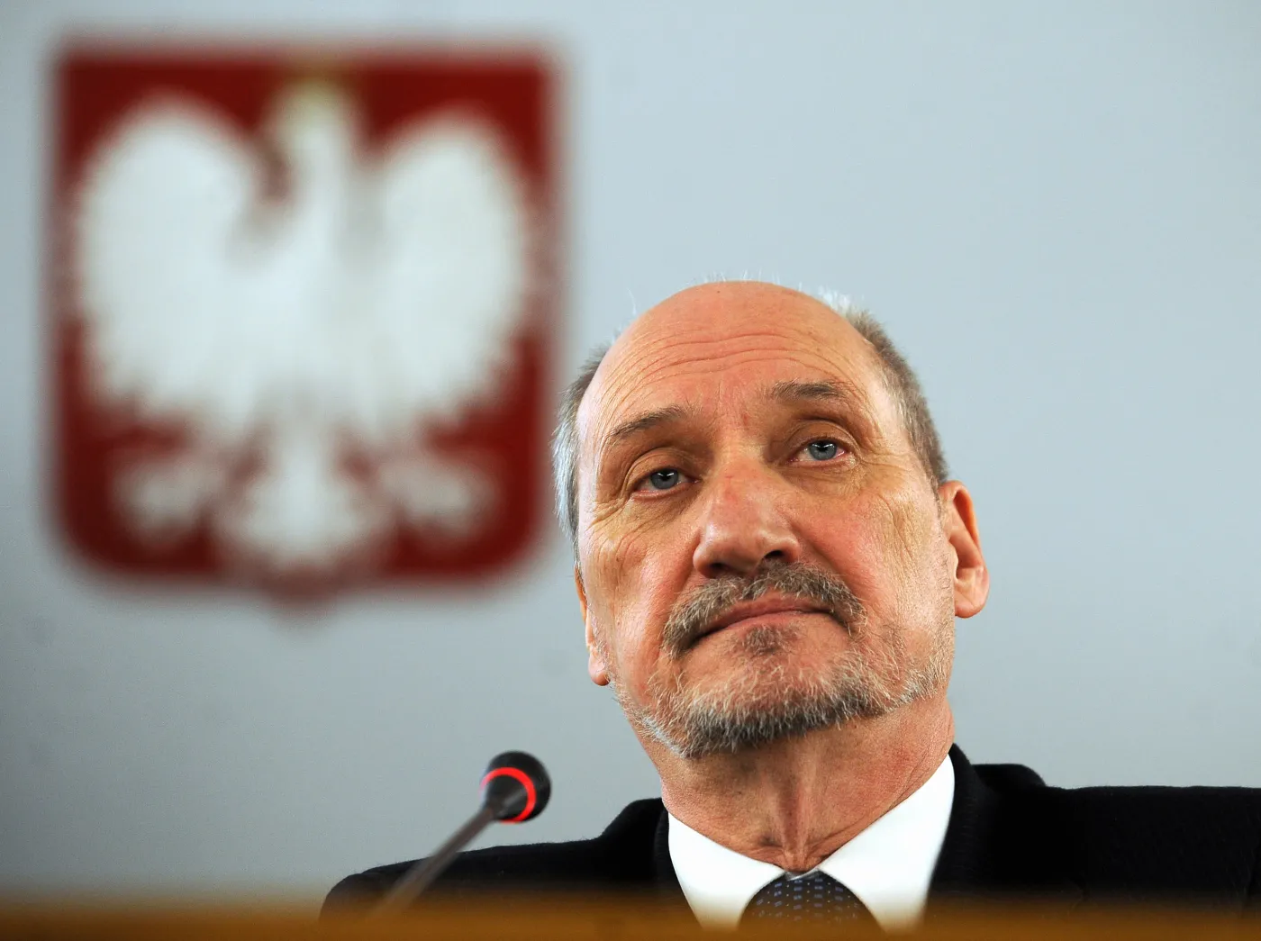 Raport Macierewicza: dwa wstrząsy przyczyną katastrofy pod Smoleńskiem, 20 doniesień do prokuratury