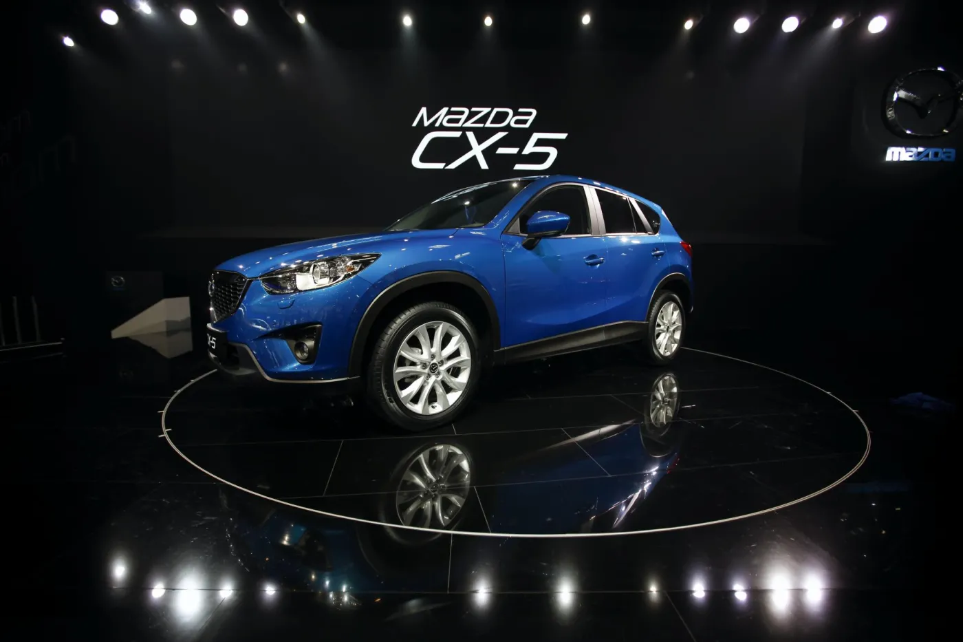 mazda, motoryzacja fot. EPA/DIEGO AZUBEL 