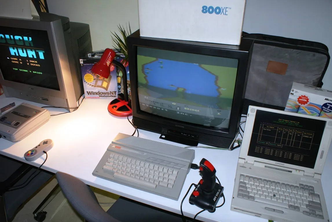 1526920-atari-800xe.jpg