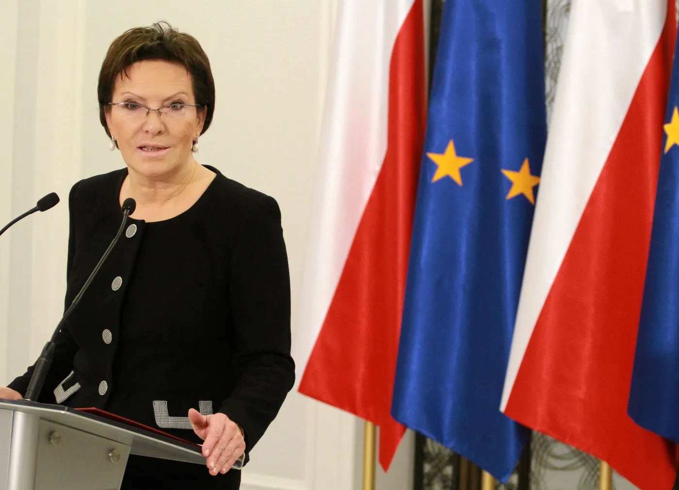 Kopacz: "Dotąd radziłam sobie bez cygar i whisky"