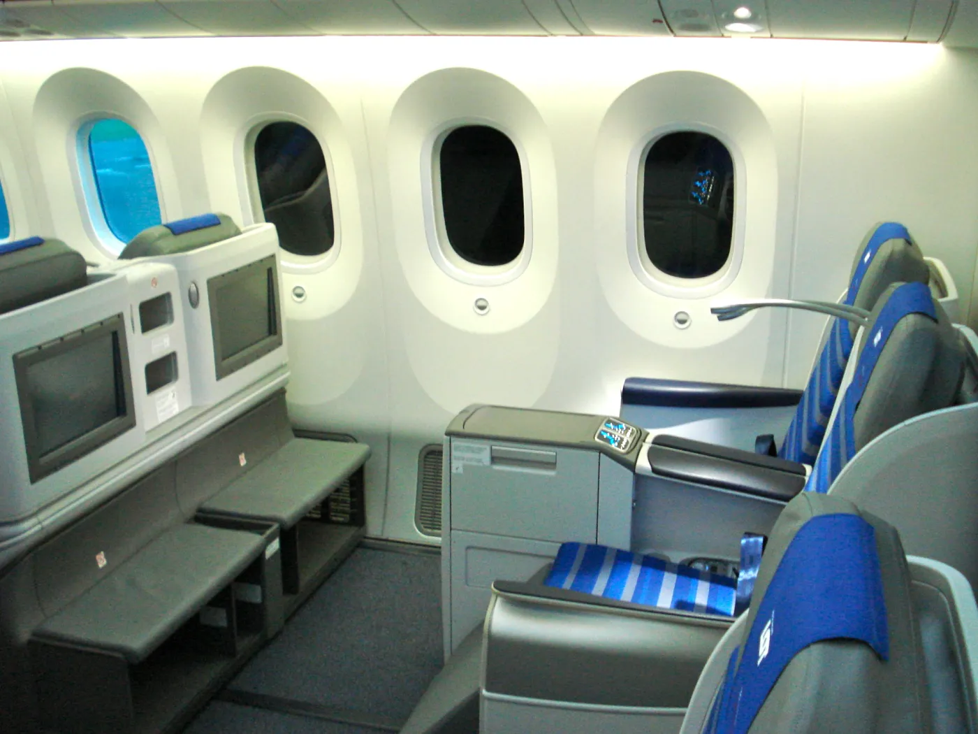 LOT czarteruje dreamlinery: Sprawdź, w którym biurze podróży polecisz najnowszym Boeingiem