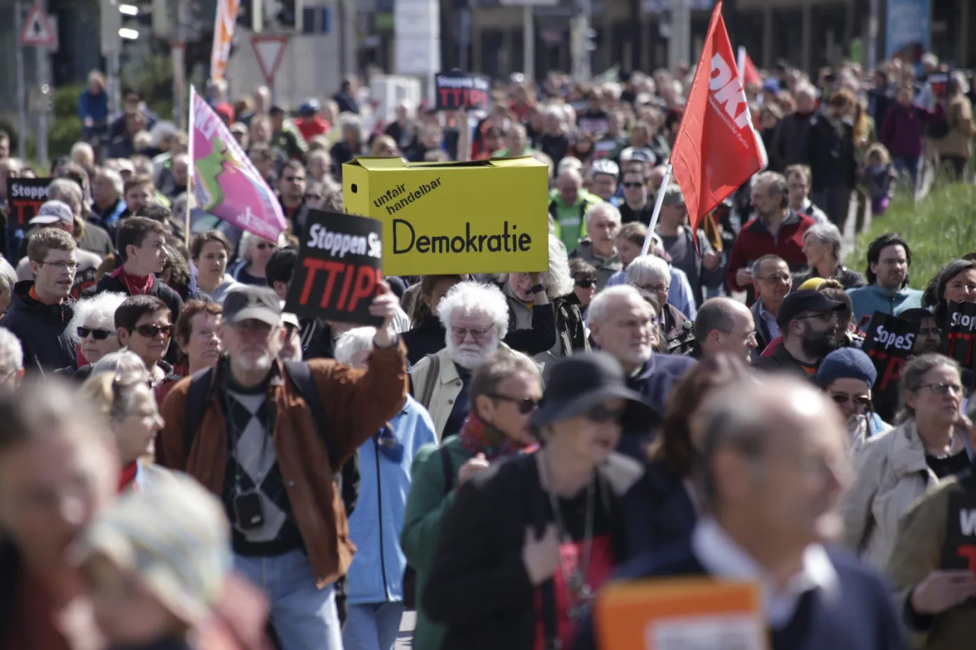 2150626-stop-ttip.jpg