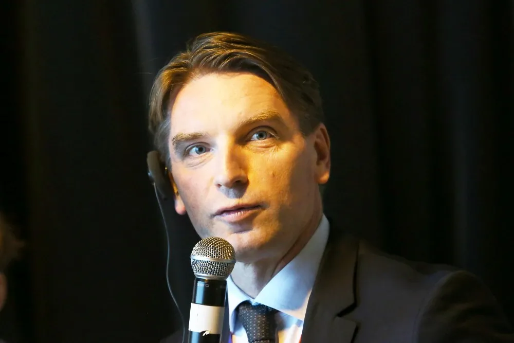 Tomasz Lis przeprasza za zacytowanie fałszywego wpisu Kingi Dudy