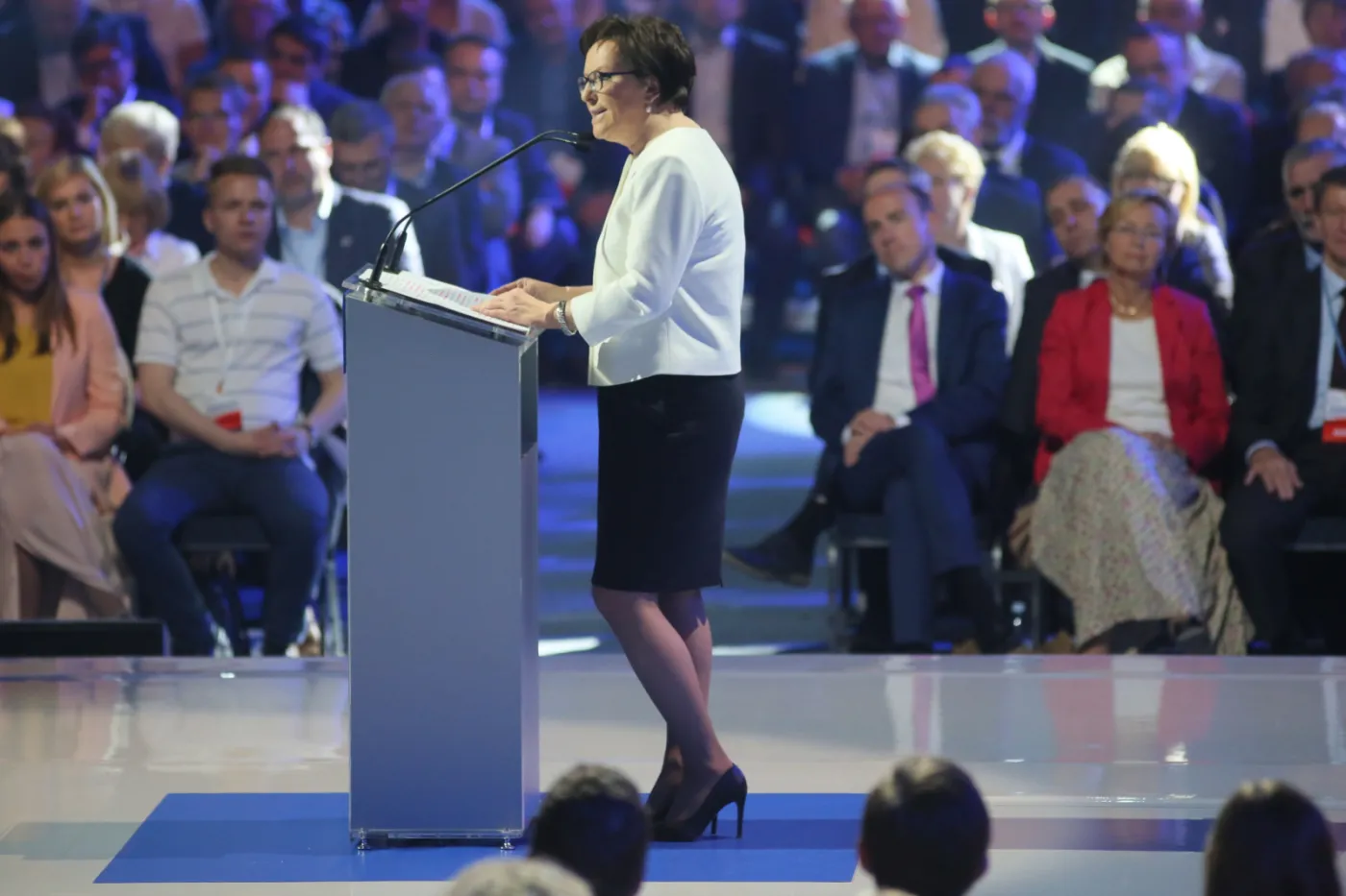 Parlamentarny ekspres, czyli Platforma pędzi, aby zdążyć z ustawami