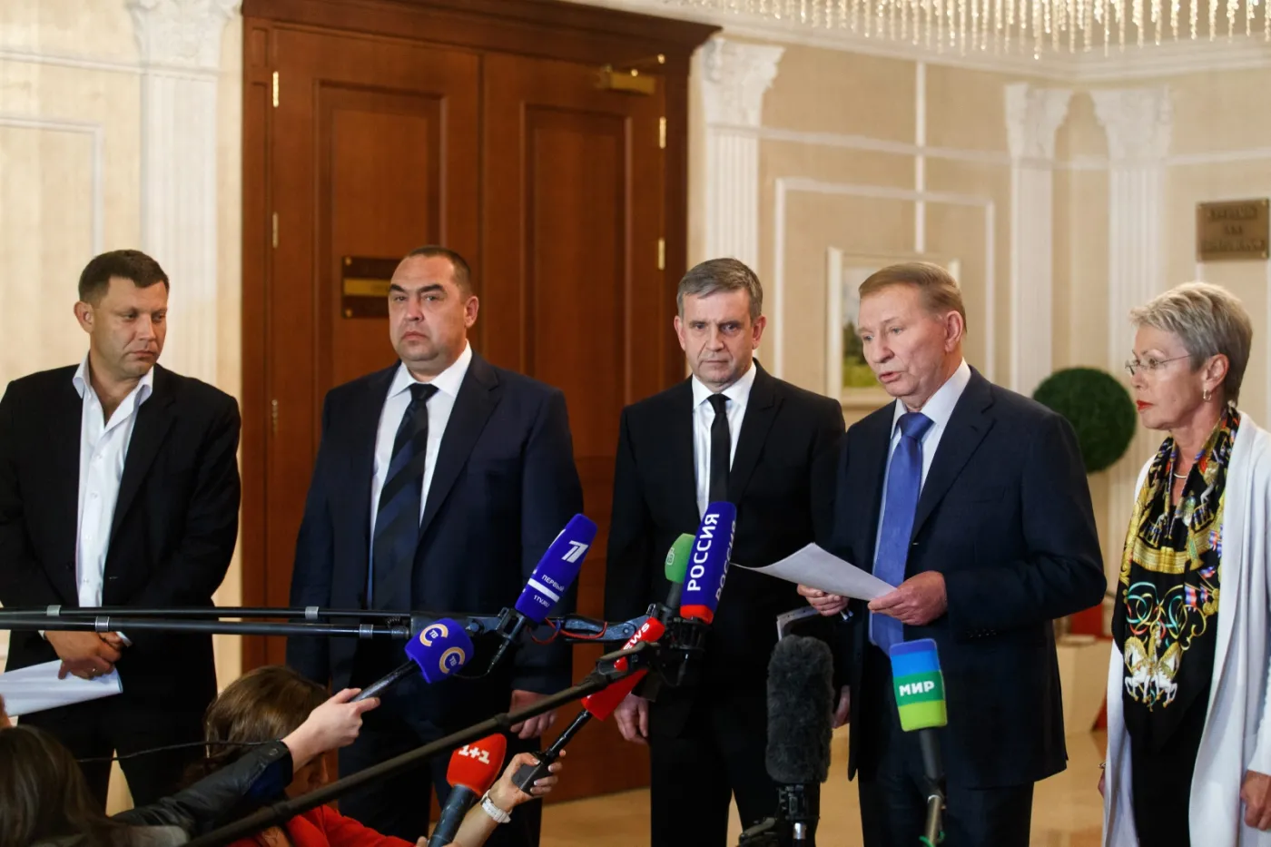 Jest porozumienie Kijowa i separatystów. Status Donbasu wciąż otwarty