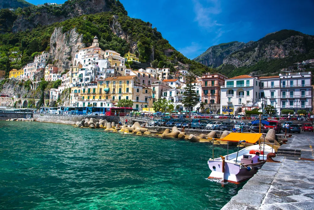 2603960-positano.jpg