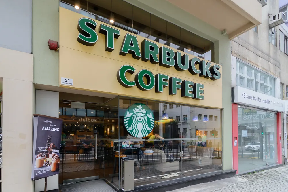 KE: Starbucks i Fiat zapłacą miliony za unikanie podatków