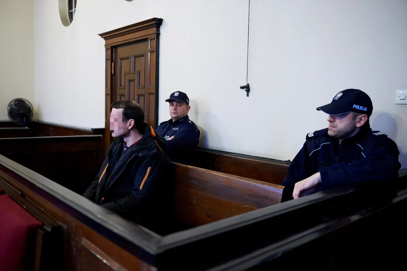 Gdańsk: Podpalił 21 samochodów " z rozpaczy". Dostał ponad 4 lata więzienia